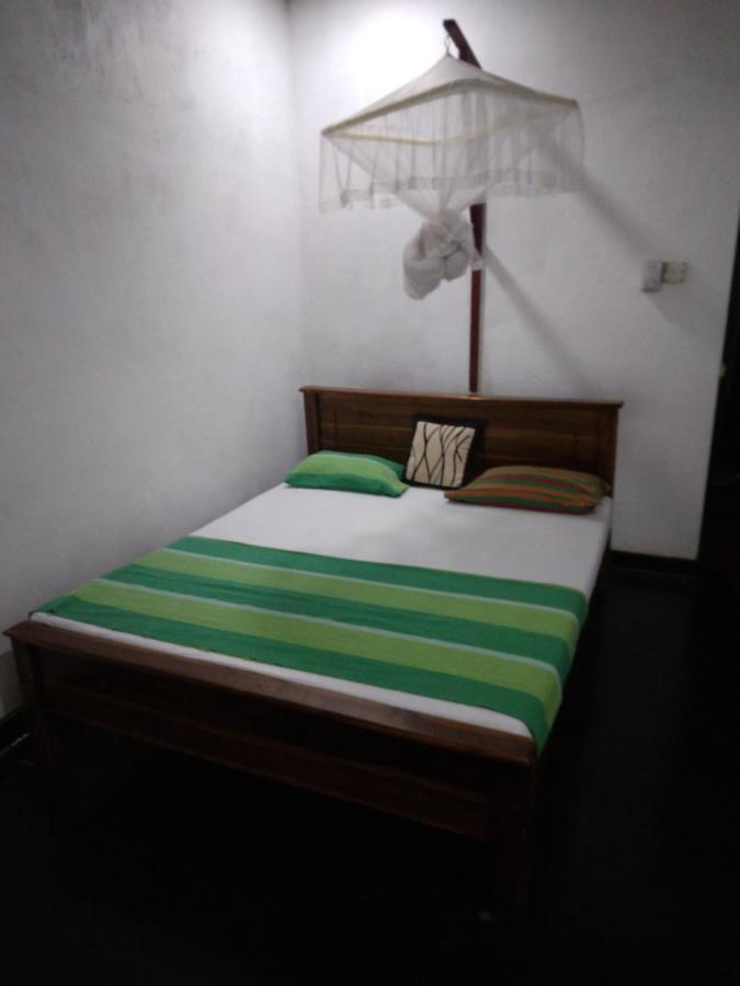 Lake House Homestay Anuradhapura Eksteriør bilde