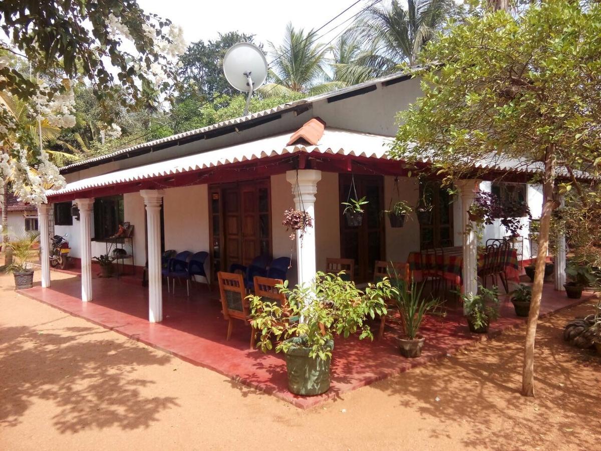 Lake House Homestay Anuradhapura Eksteriør bilde