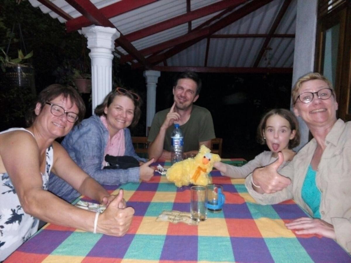Lake House Homestay Anuradhapura Eksteriør bilde