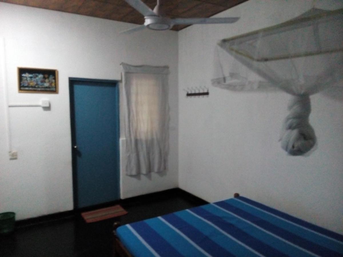 Lake House Homestay Anuradhapura Eksteriør bilde