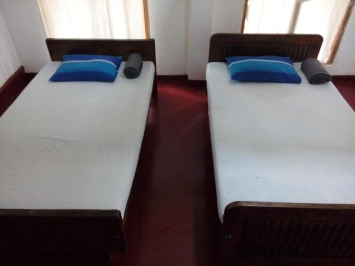 Lake House Homestay Anuradhapura Eksteriør bilde